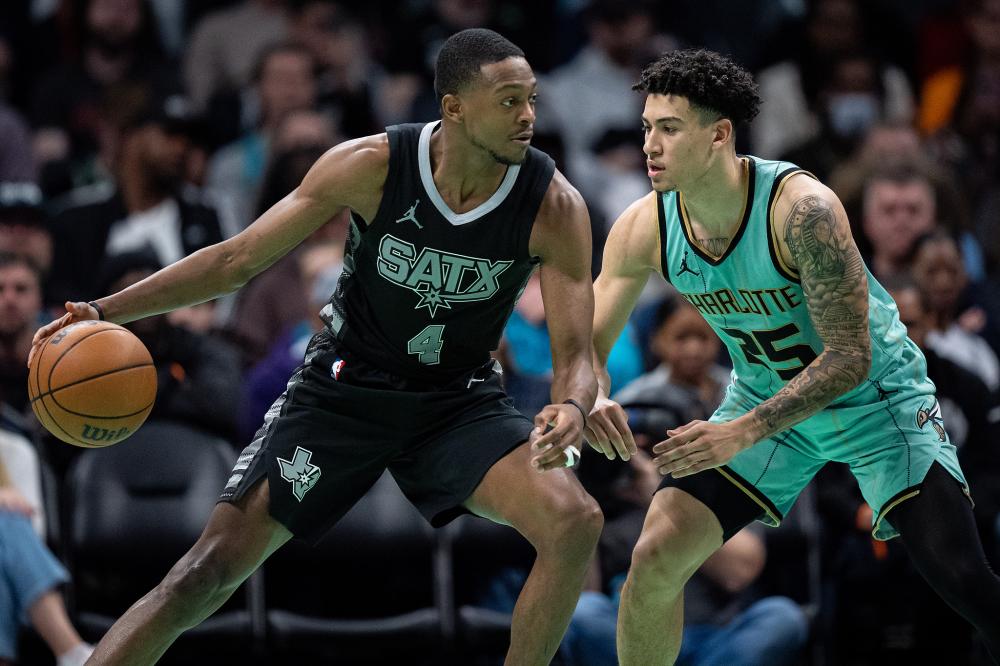 界担忧球队 界担忧球队